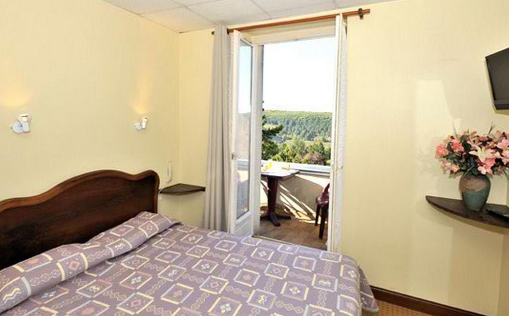 Le Compostelle Hotel Vézelay Szoba fotó